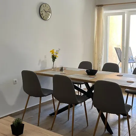 펜션 House With A Parking Space Bilice, Krka - 24006 *
