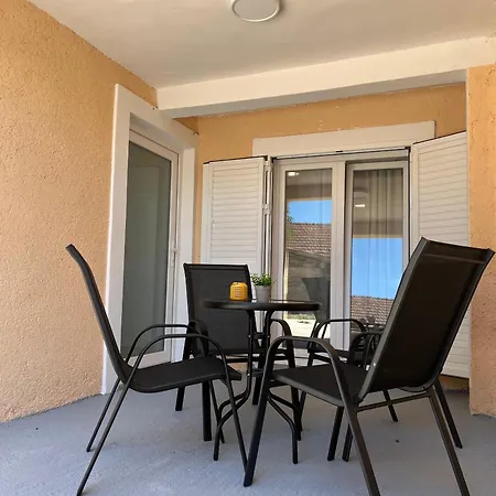 House With A Parking Space Bilice, Krka - 24006 Дом отдыха *